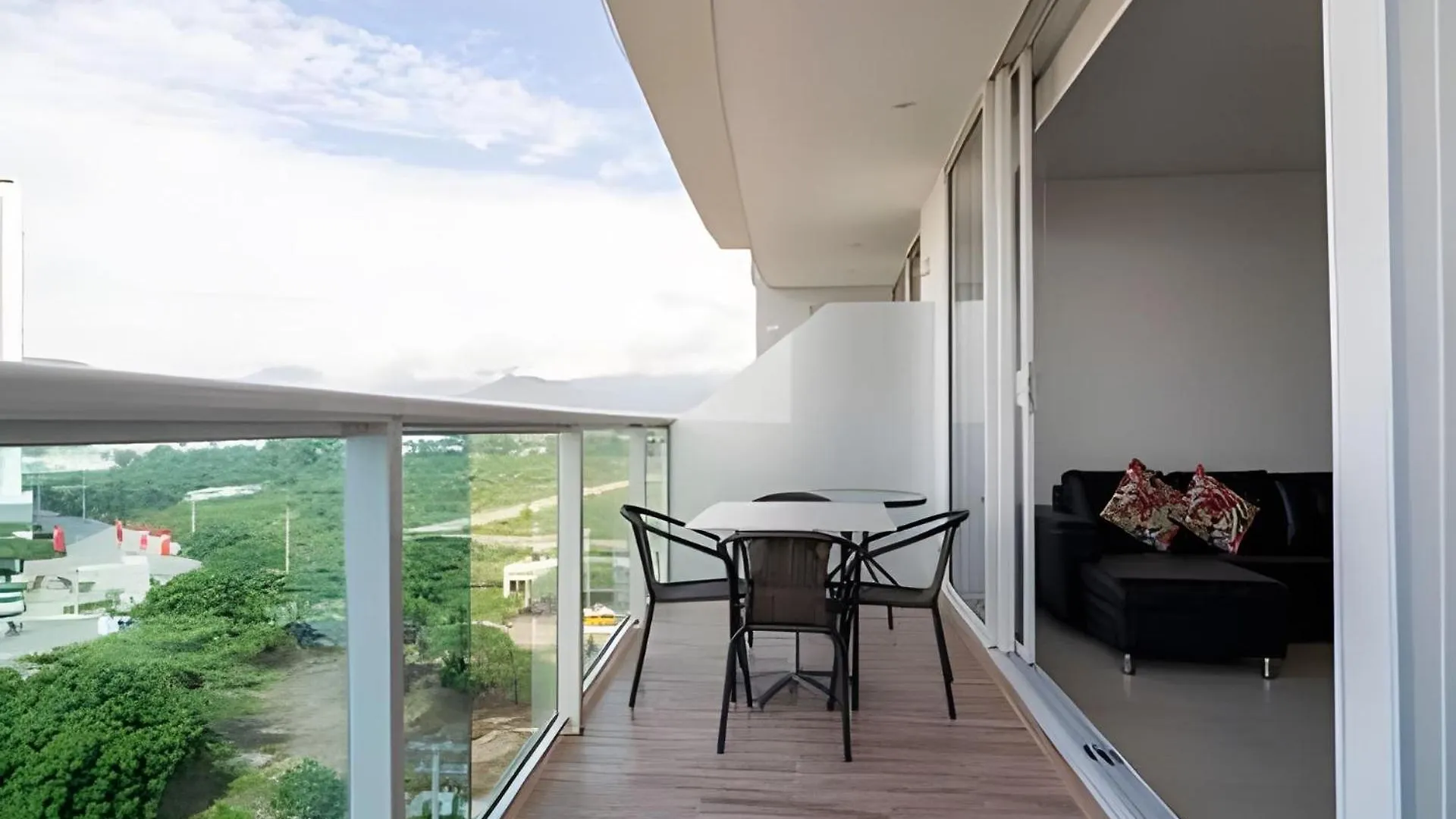 5* 1H Piscina y Spa, frente a playa Playa Salguero Santa Marta