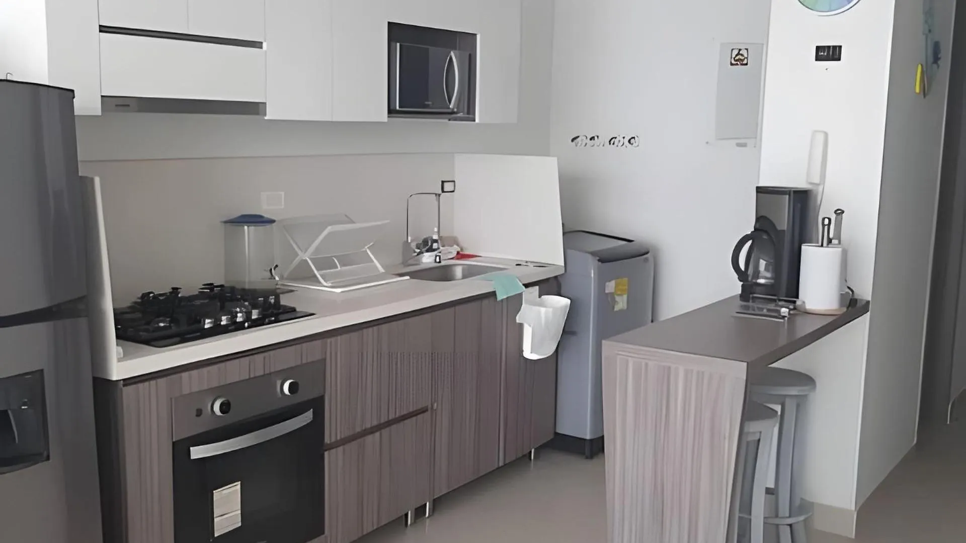 5* 1H Piscina y Spa, frente a playa Playa Salguero Santa Marta Apartamento